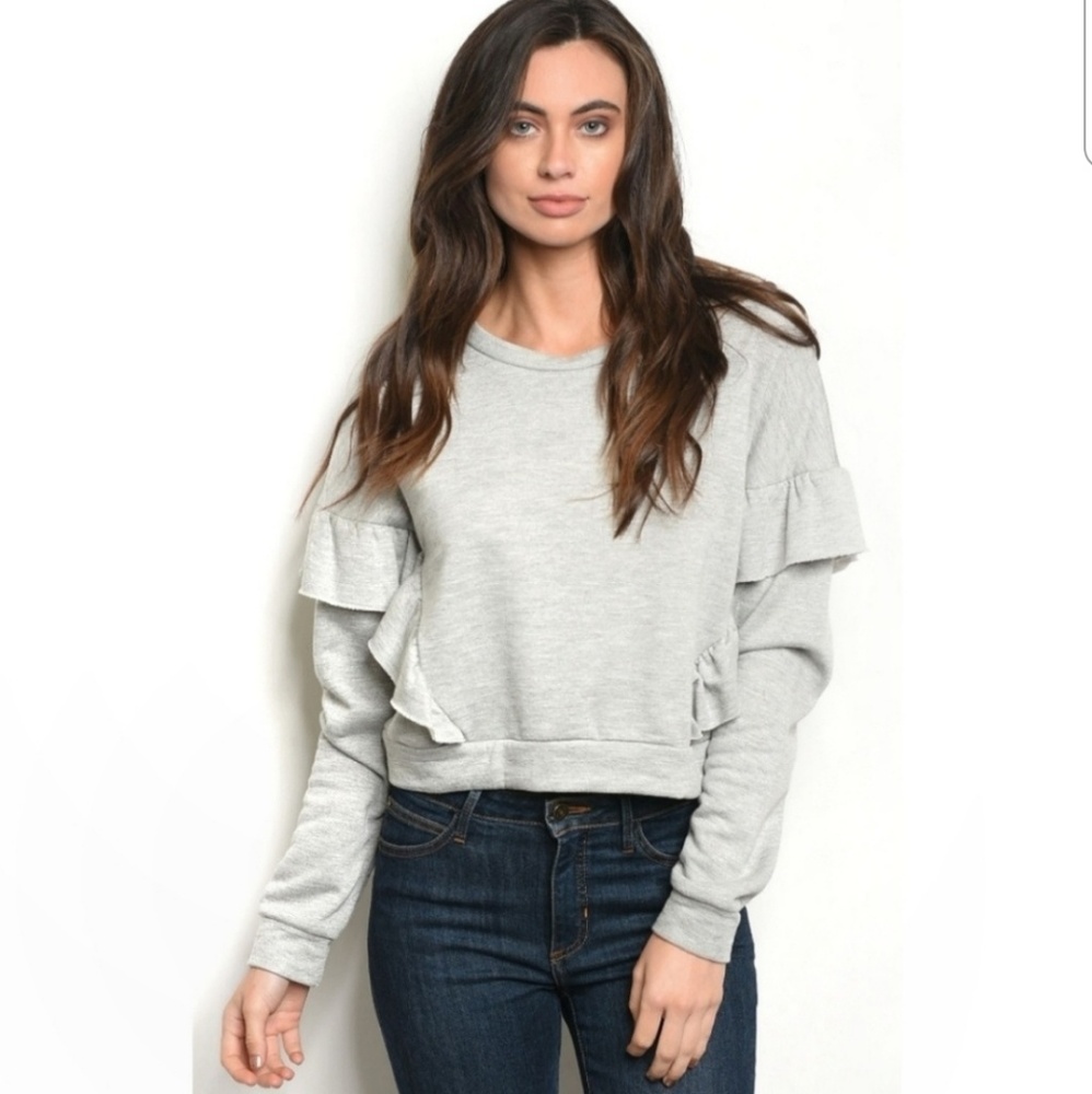 Grey ruffled sweatshirt